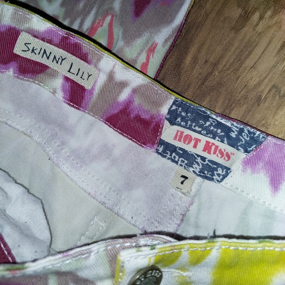 (7) Hot Kiss Skinny Lily Jeans - Picture 3 of 5